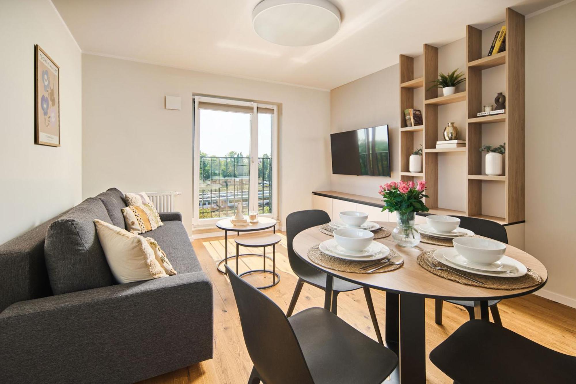 Symphony City Square Aparthotel ヴロツワフ エクステリア 写真